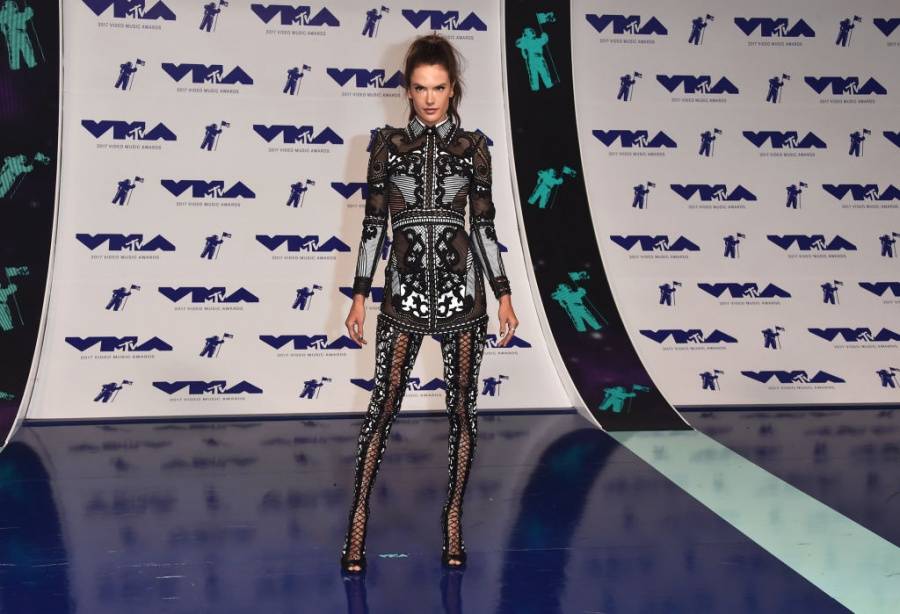 2017/08/28/0014133001503885929