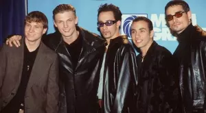 Помните ли Ник Картър от Backstreet Boys? Вижте го днес (СНИМКИ)
