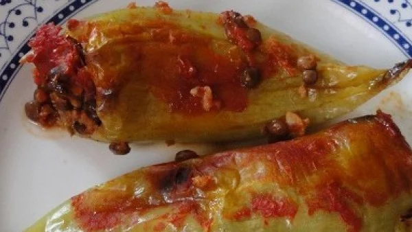 Пълнени чушки с кайма и леща