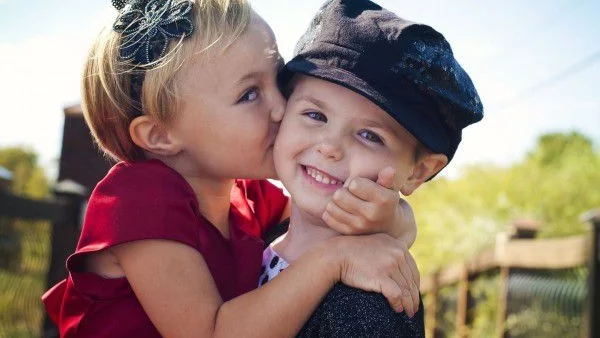 Момченце съветва как да разбираш жените