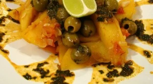 Марокански гювеч с картофи и маслини