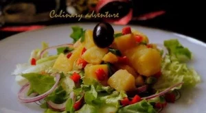 Зелена салата с картофи