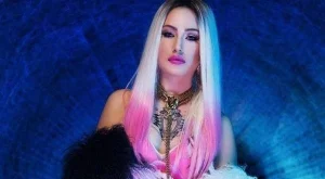 Гери-Никол разпуска с народно пеене
