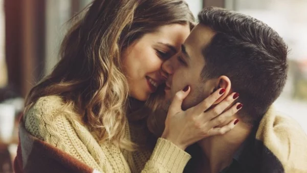 ЩАСТИЕ в любовта за 3 зодии в седмичния хороскоп 25 септември - 1 октомври