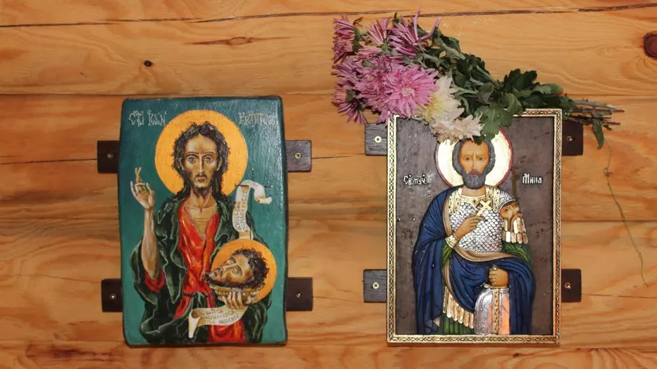 Често срещани символи в иконите