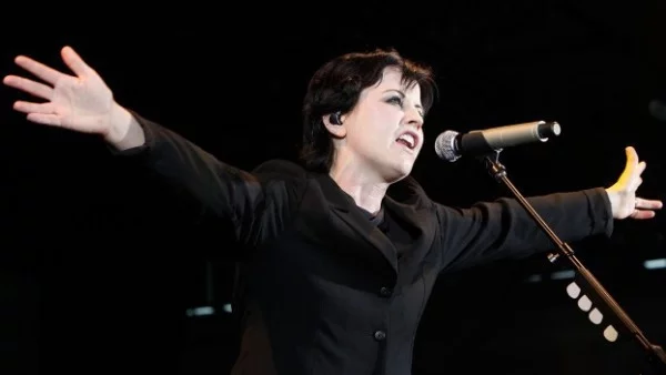Внезапно почина вокалистката на  The Cranberries