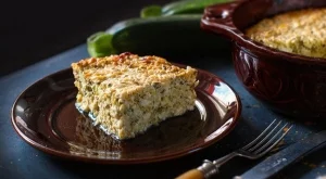 Запечени тиквички с кисело мляко и сирене