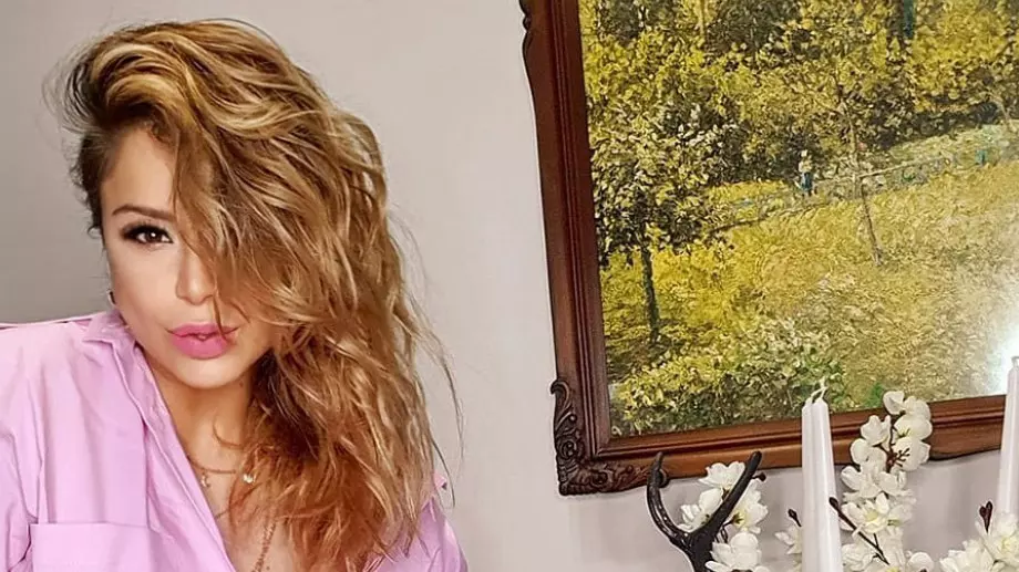 Ася Капчикова разкри пола и имената на близнаците си (СНИМКИ)