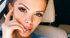Дъщерята на Преслава стана на 2 (СНИМКИ + ВИДЕО)