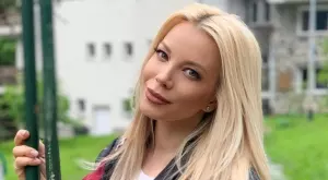 Вижте порасналата дъщеря на Емилия (СНИМКИ)