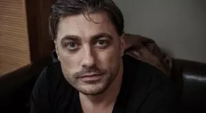 Владимир Карамазов дари 75 000 лв на детска болница