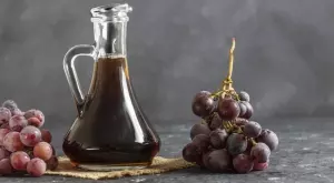Със сигурност не знаете какви са ползите от червения винен оцет!