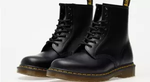 Защо обувките на Dr.Martens са толкова известни?