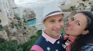 Напук на пандемията: Българска двойка обикаля Европа с кола (ВИДЕО)