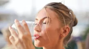8 правила за отслабване с вода