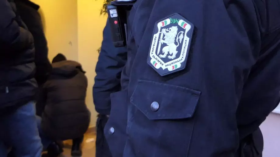 Виц на деня: Полицай среща пиян врачанин