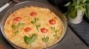 Пролетен киш с чери домати и карамелизиран лук