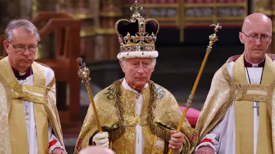 Коронясаха крал Чарлз III (СНИМКИ)