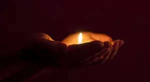 Отиде си изпълнителят на вечния хит "All by myself" (ВИДЕО)