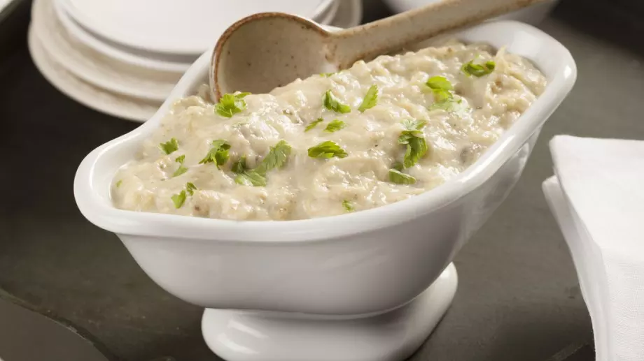Лесна и вкусна разядка с патладжан и кисело мляко