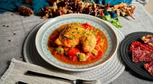 Какво ще ядем? Вкусна яхния с пиле от добруджанския край