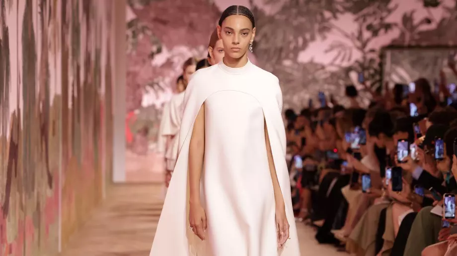 Колекцията на Dior e вдъхновена от османските султани (СНИМКИ)