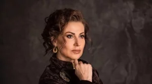 Илиана Раева се съблече и показа супер тяло на 62 години (СНИМКИ)