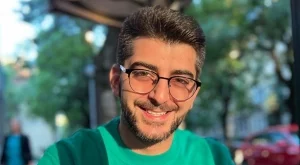 Глобиха Сашо Кадиев заради заснемане на ВИДЕО, докато шофира